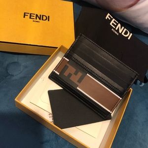 Great condition Fendi logo card holder